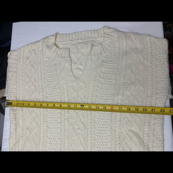 Sweater - Picture 10 of 10